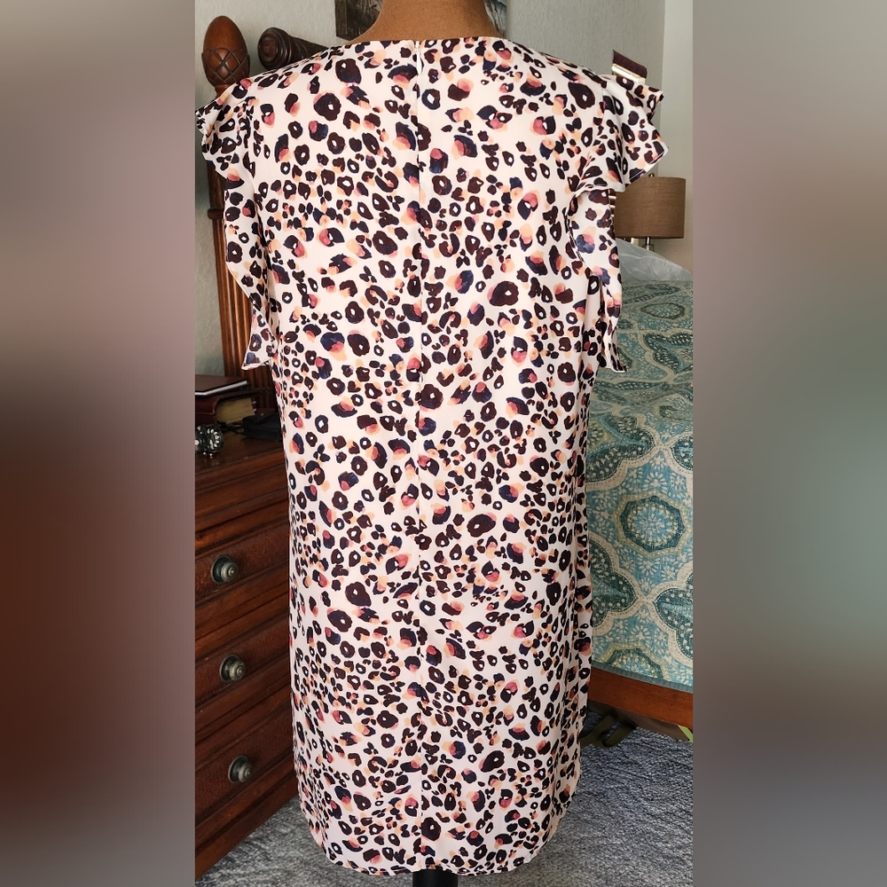 Anthropology Cupcakes and Cashmere pink leopard ruffle shift minidress Medium - Picture 4 of 6